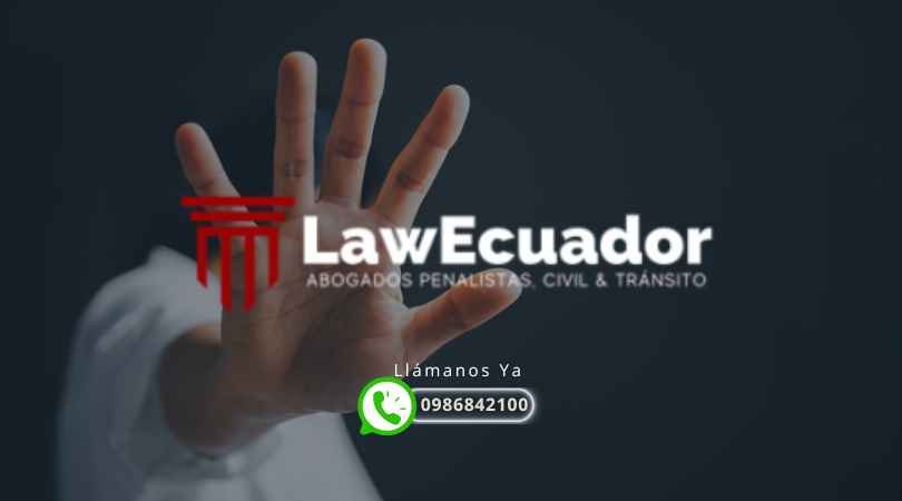 Abogado especializado en violencia intrafamiliar y delitos sexuales en Ecuador brindando asesoría legal